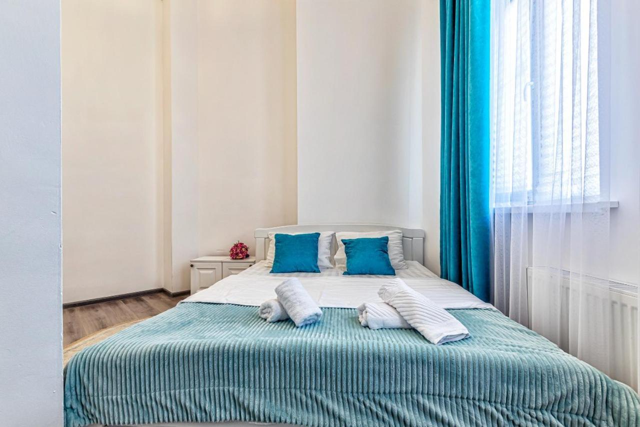 Уютная Квартира С Террасой В Сердце Столицы Apartment Taldykol Екстериор снимка
